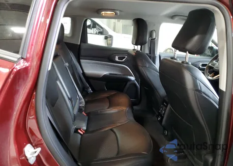 2022 Jeep Compass Latitude z USA, uszkodzony, nr VIN 3C4NJDBB4NT203086